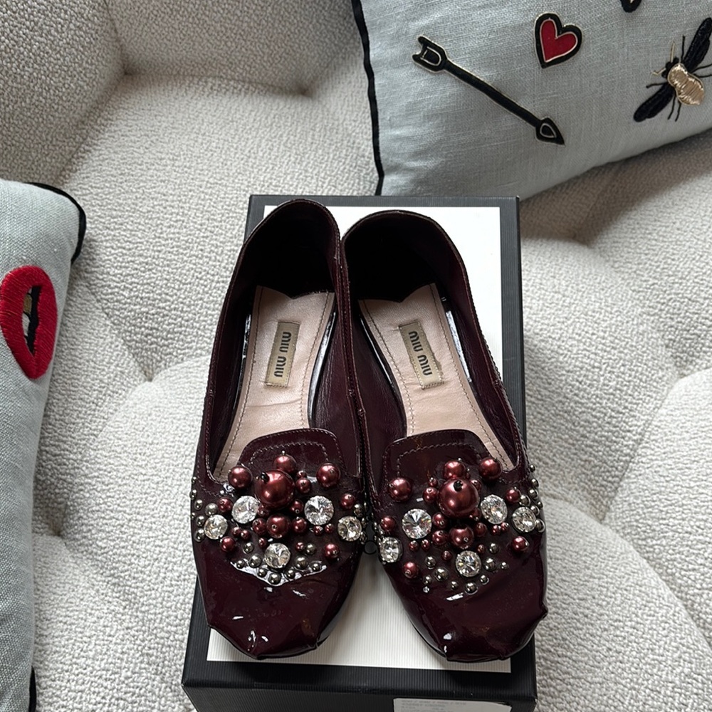 Burgandy soft leather flats